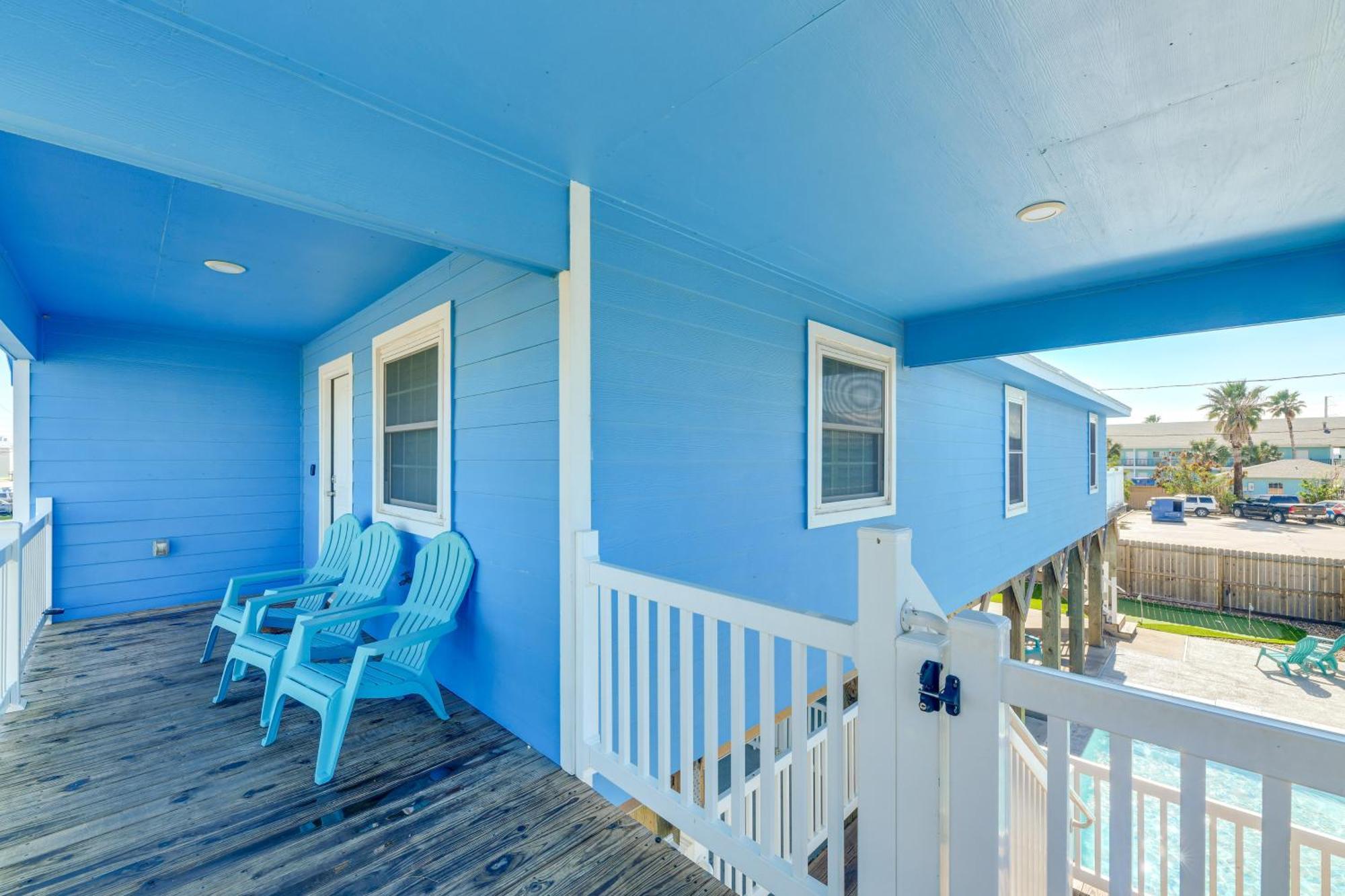 Trendy Port Aransas Home With Private Pool And Deck! Экстерьер фото